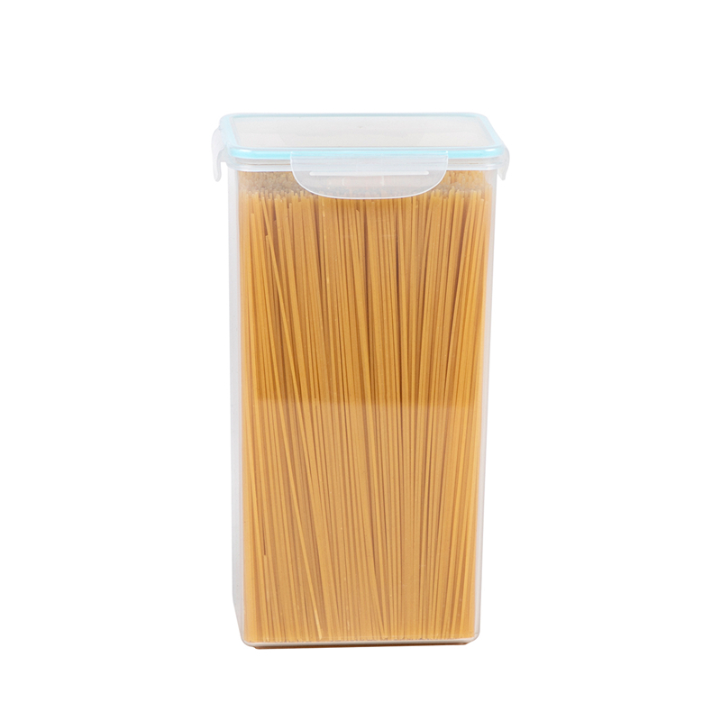 Transparent 2.6L plastic food storage container with airtight lid